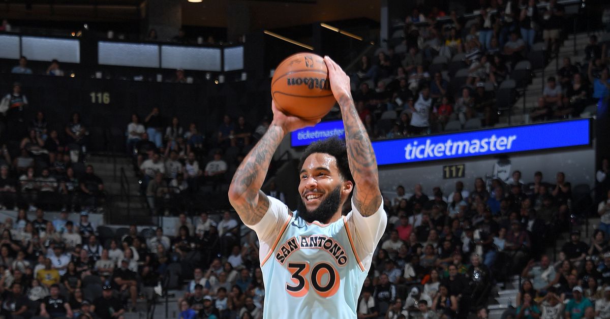 Spurs fully guarantee Julian Champagnie’s contract