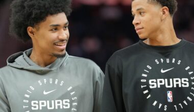 Spurs spend last days of summer catering to their community