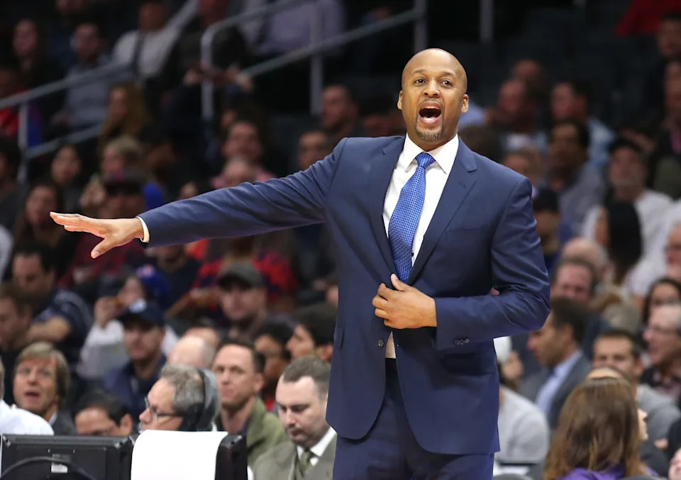 LOS ANGELES, CA - JANUARY 26: Head coach Brian Shaw of the Denver Nuggets shouts instructions in the game against the Los Angeles Clippers at Staples Center on January 26, 2015 in Los Angeles, California. NOTE TO USER: User expressly acknowledges and agrees that, by downloading and or using this photograph, User is consenting to the terms and conditions of the Getty Images License Agreement. (Photo by Stephen Dunn/Getty Images)