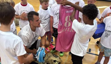 Pewaukee native Jack Gohlke hosts summer basketball camps for kids
