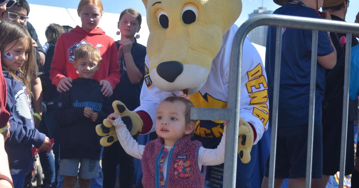 Denver Nuggets mascot sues team for alleged disability discrimination | News