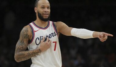 Bucks boost their depth by signing former Clippers wing Amir Coffey | Sports