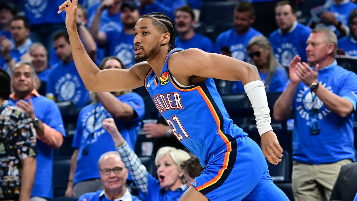 Aaron Wiggins continues offseason workouts in latest video