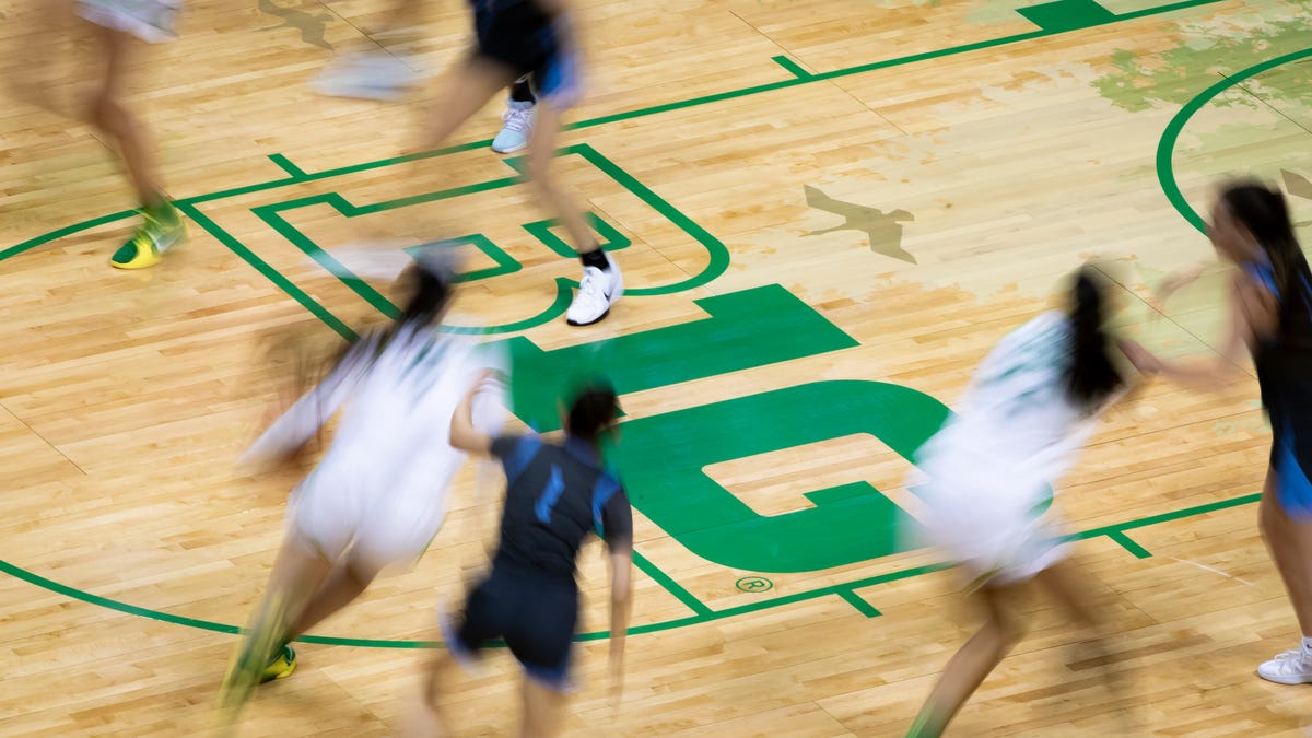 Oregon women's basketball receives commitment from top-30 prospect