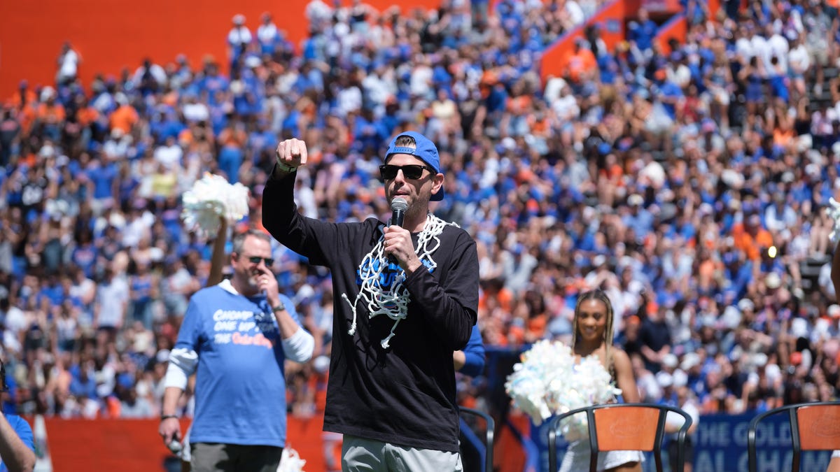 Florida basketball coach Todd Golden ranked in Top 10 in national coaches list