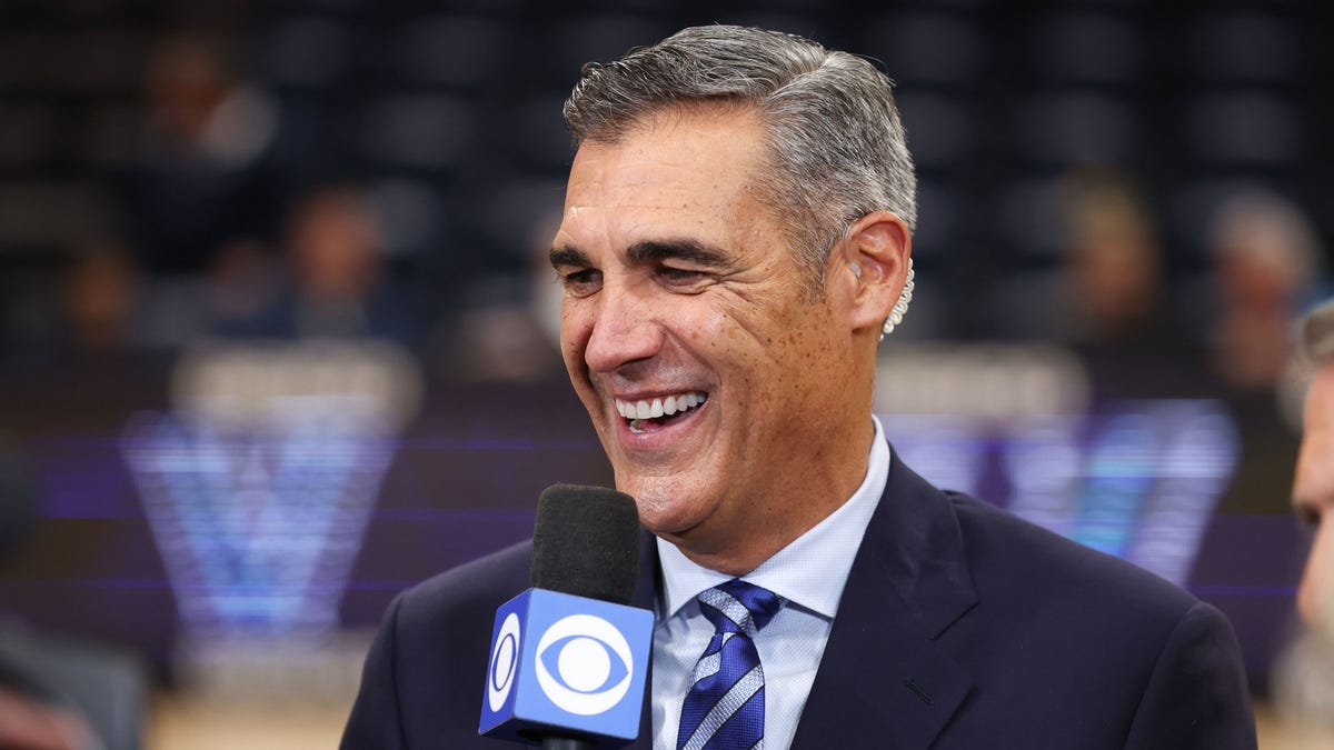 Jay Wright stepping away from broadcasting to focus on role at Villanova