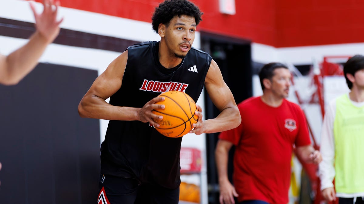 Louisville basketball roster 2025-26: Sananda Fru scouting report