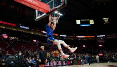 Warriors release Stephen Curry career dunks highlight package