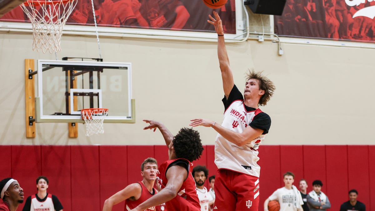 Player breakdown of new roster in Game 1