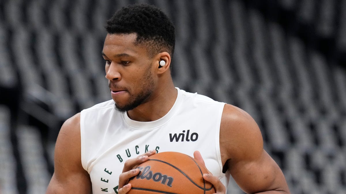 Why Giannis Antetokounmpo trade will not happen anytime soon