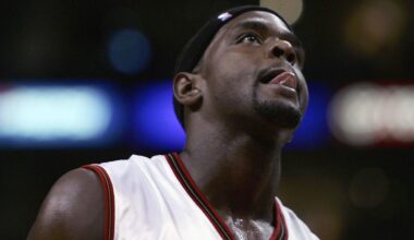 Former 76ers F Chris Webber ranked No. 16 power forward in NBA history