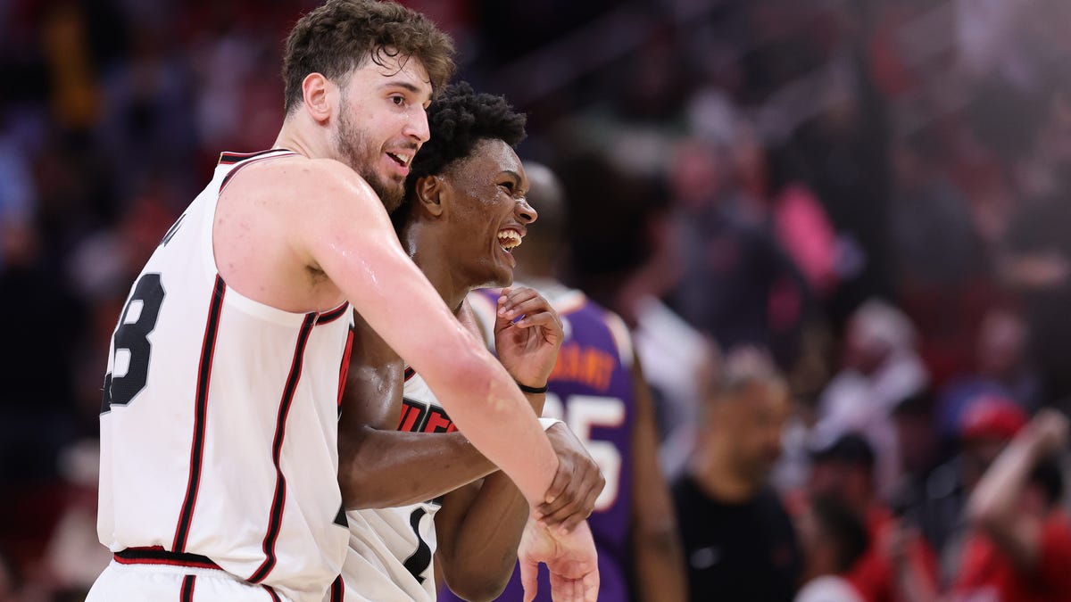 How good is Houston’s top trio? Bleacher Report ranks them among elite