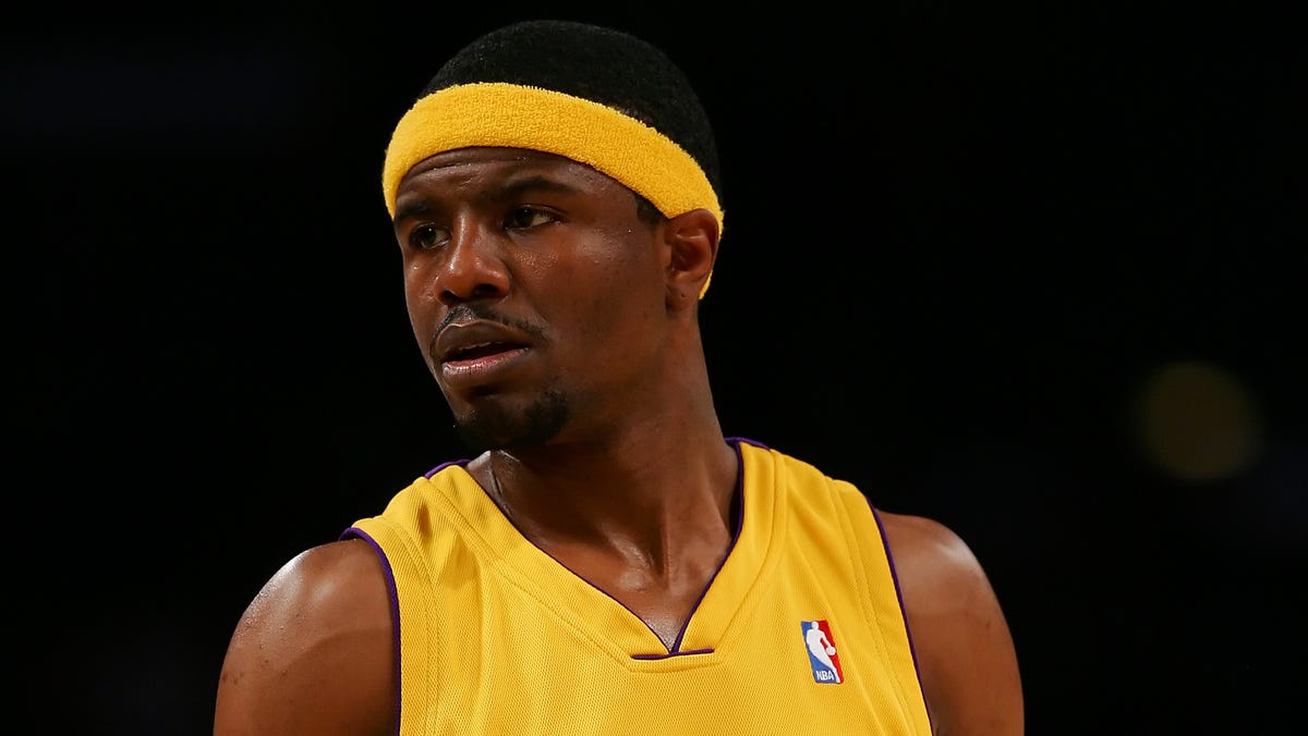 Lakers jersey history No. 3 — Shammond Williams