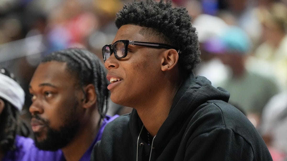 Ace Bailey honored with jersey retirement at high school