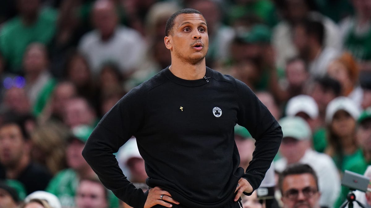 How are the Celtics opponents in the NBA's West looking this season?