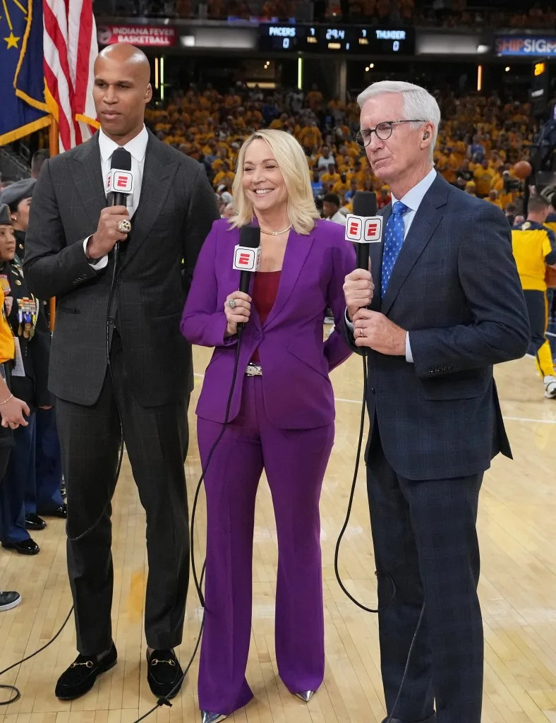 (L-R) Richard Jefferson, Doris Burke and Mike Breen talk before Game 3 of the 2025 NBA Finals between the Oklahoma City Thunder and the Indiana Pacers on June 11 at Gainbridge Fieldhouse in Indianapolis. NBAE via Getty Images