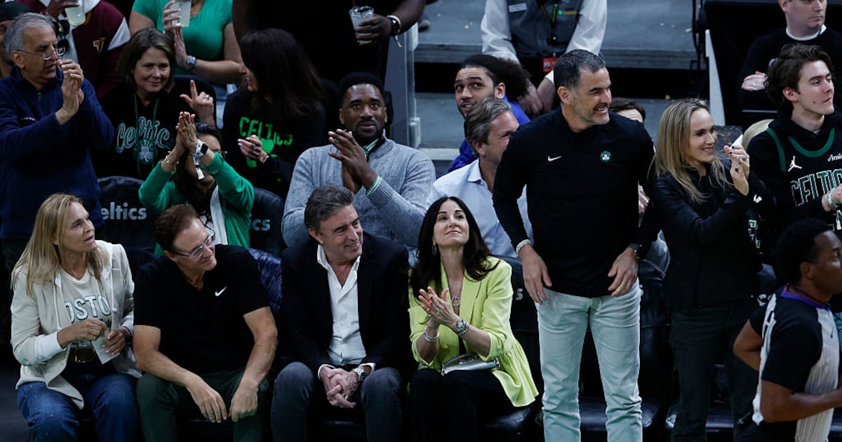 Massachusetts Gov. Maura Healey aiming to partner Steve Pagliuca, Bill Chisholm on WNBA’s Sun