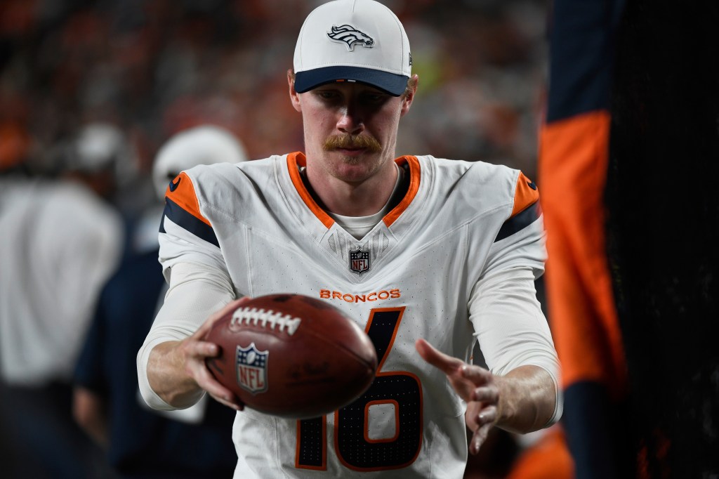 Broncos trust rookie punter Jeremy Crawshaw, won't bring in competition