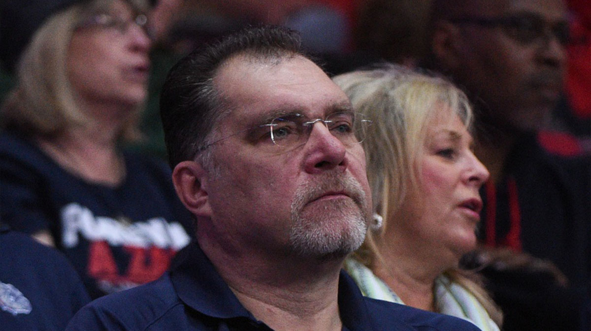 Arvydas Sabonis between the Gonzaga Bulldogs and the BYU Cougars during the second half in the semifinals of the West Coast Conference tournament at Orleans Arena.