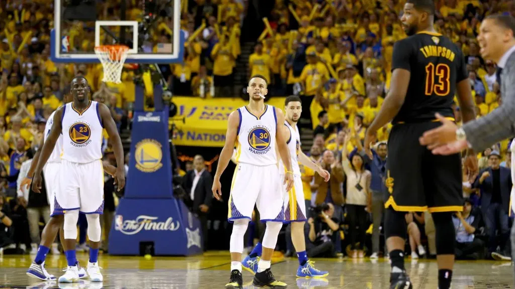 Draymond Green #23, Stephen Curry #30 and Klay Thompson #11 of the Golden State Warriors during Game 7 of the 2016 NBA Finals. (Ezra Shaw/Getty Images)