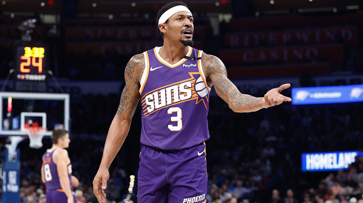Phoenix Suns guard Bradley Beal (3) reacts to an officials play during the second half of a game against the Oklahoma City Thunder at Paycom Center.