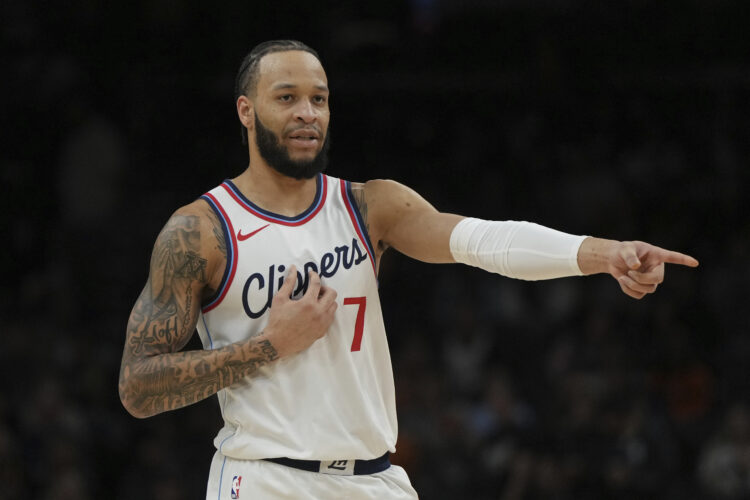 Bucks sign former Clippers wing Amir Coffey | News, Sports, Jobs