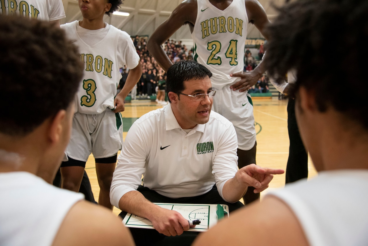 Winningest Huron boys basketball coach seeks to work magic at Greenhills