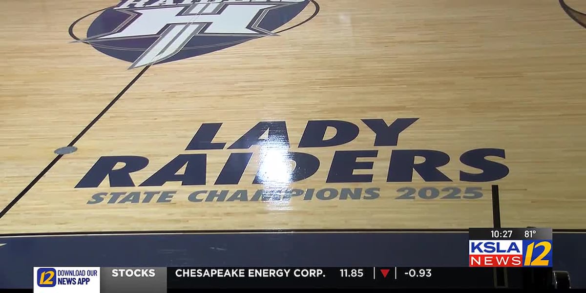 Huntington girls basketball receives championship rings