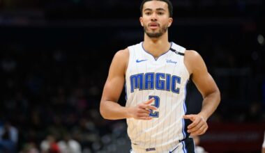 Hawks Sign Caleb Houstan To One-Year Deal