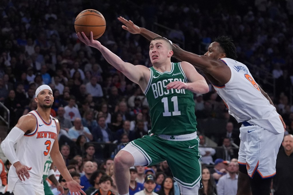 Celtics pulverized in season-ending Game 6 loss to Knicks