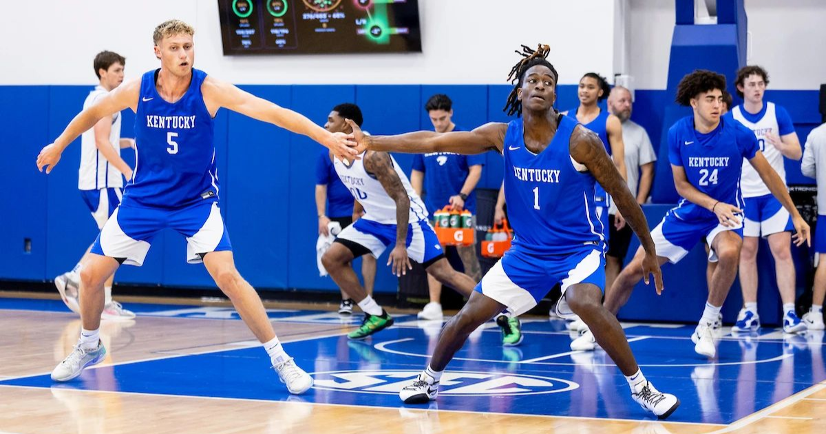 Collin Chandler and Denzel Aberdeen at a Kentucky Basketball summer practice - Photo by Chet White, UK Athletics