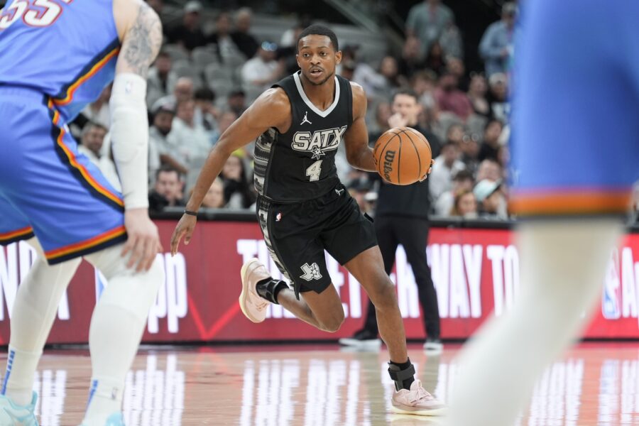 Spurs, De'Aaron Fox Agree To Four-Year Max Extension