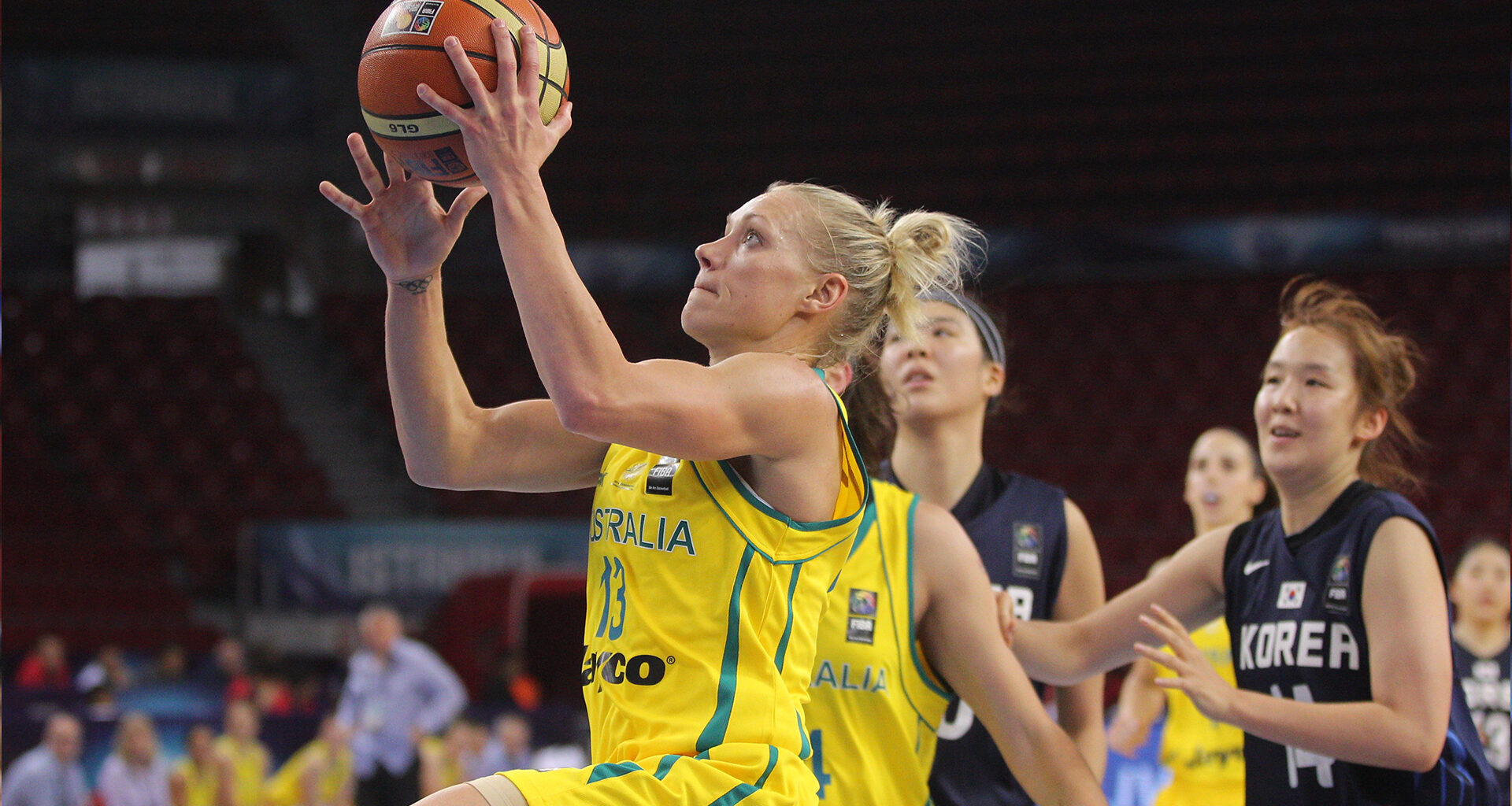 Phillips calls time on basketball career