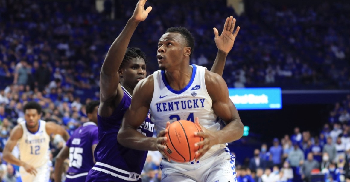 Oscar Tshiebwe re-signs with Utah Jazz on 2-way deal