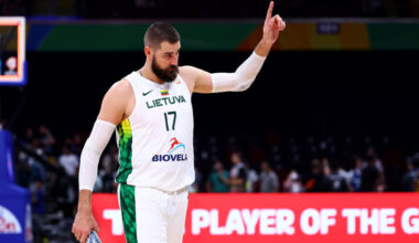 Jonas Valanciunas...