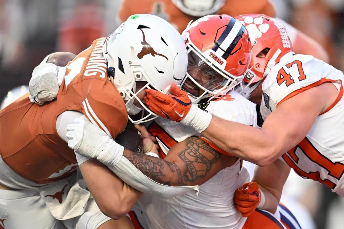 Ranking 136 college football teams entering 2025, from Penn State to Kent State