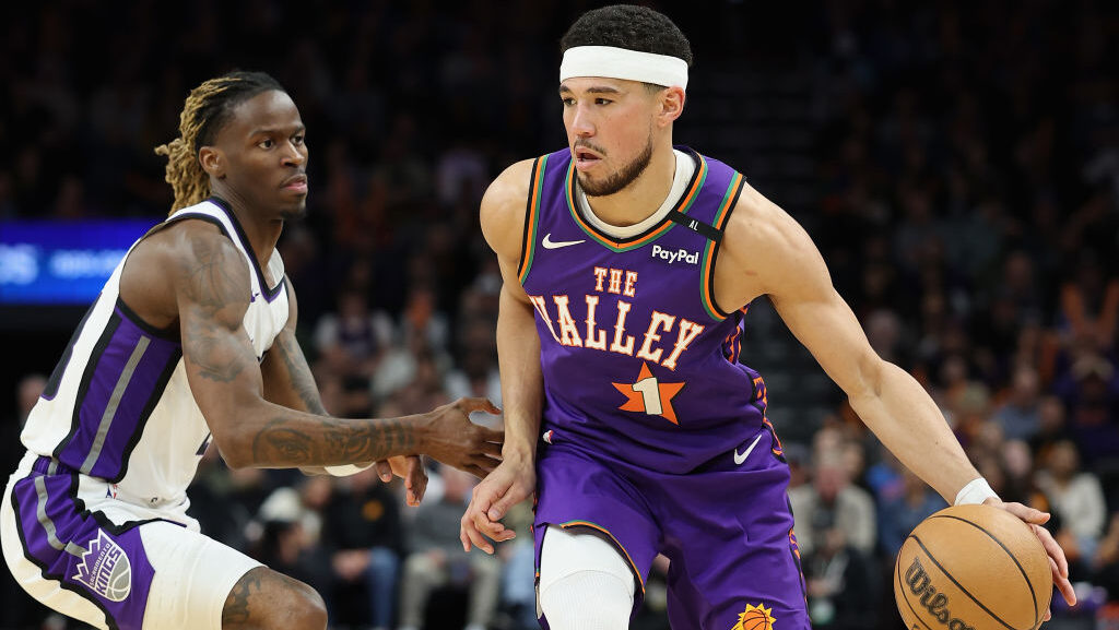 The Phoenix Suns' 2025-26 schedule opens with a matchup against the Sacramento Kings at home....