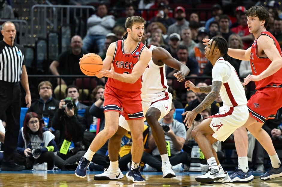 Augustas Marciulionis played for the Saint Mary's Gaels in college