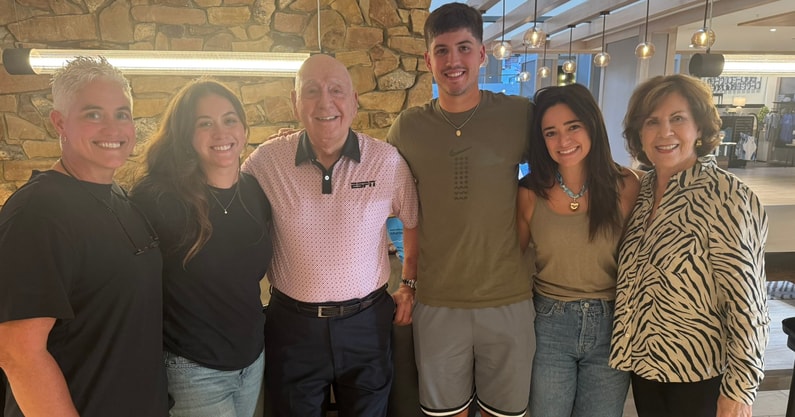 Dick Vitale meets with the Sheppard Family