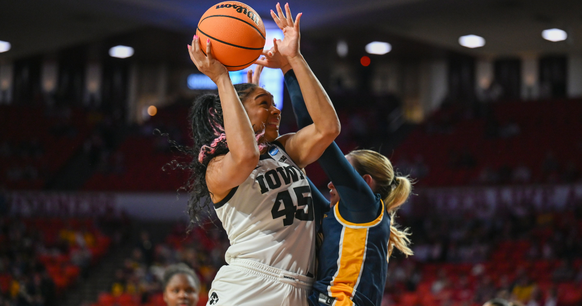 HawkeyeReport takes a look at a hypothetical depth chart after summer workouts. (Photo by Dennis Scheidt)