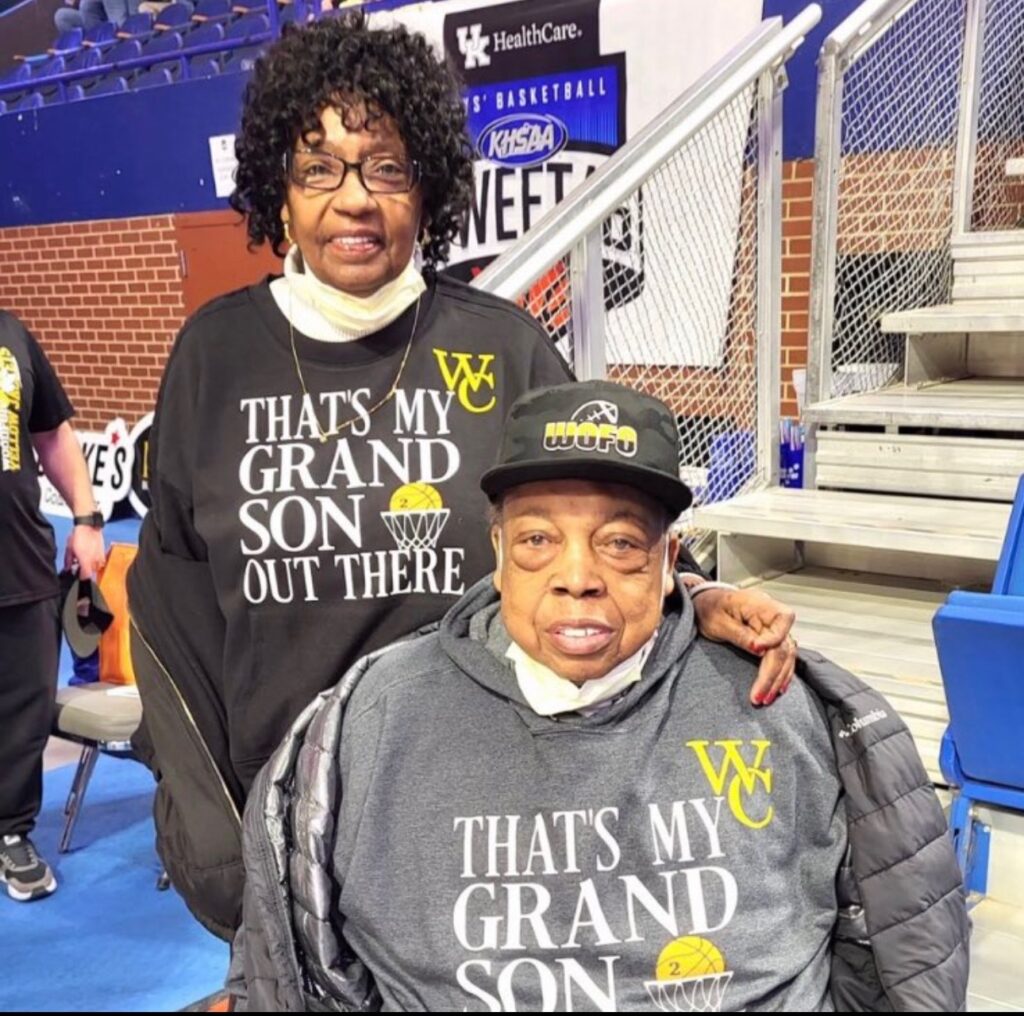 Alvis and Rosetta Johnson and the 2023 Sweet 16 (Photo by Larry Vaught)