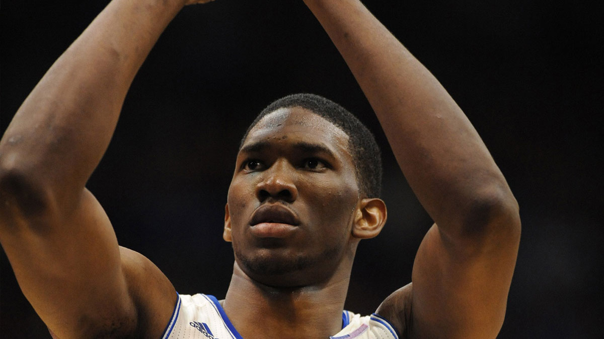 Kansas Jayhawks center Joel Embiid (21) shoots the ball during the second half against the Oklahoma Sooners at Allen Fieldhouse. Kansas won 83-75.