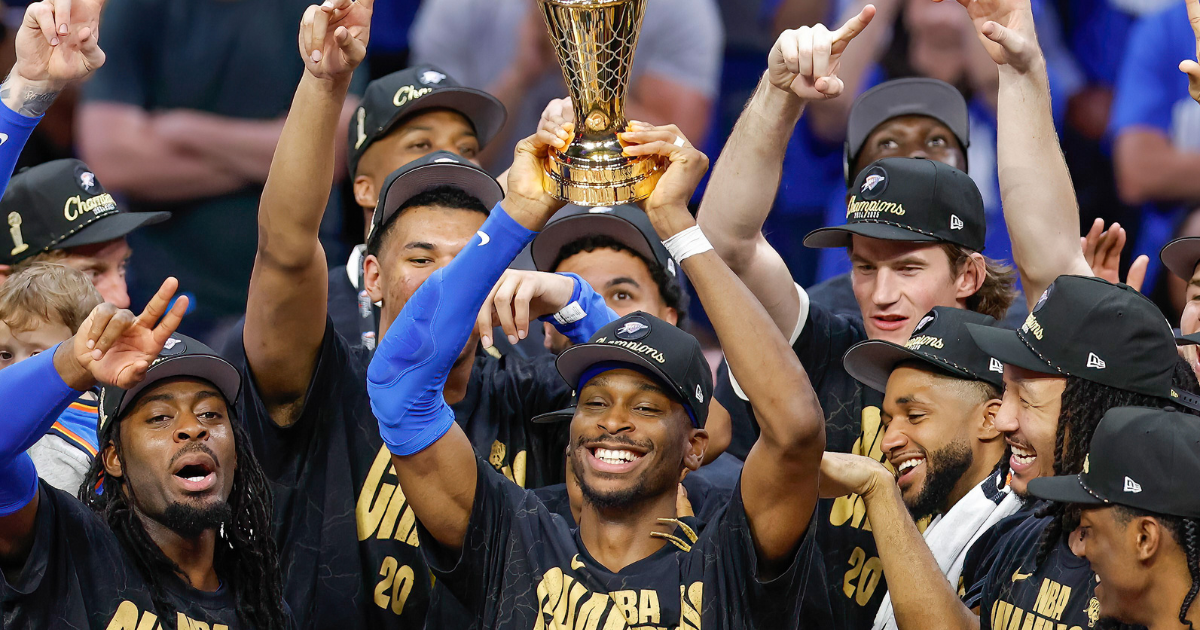 trent-noah-signed-a-kentucky-fans-car-nothing-like-bbn