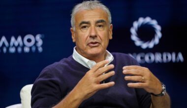 What to know about Marc Lasry, Hartford's bid to buy CT Sun