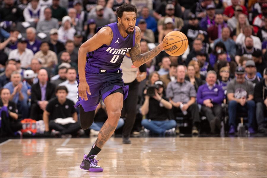 Stein's Latest: Monk, Hawks, Niang, Carlisle