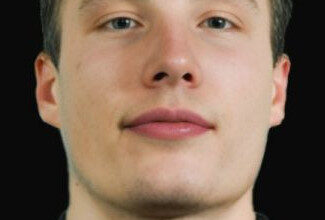 Mavericks re-sign defenseman Thomas Farrell acquired via trade last season