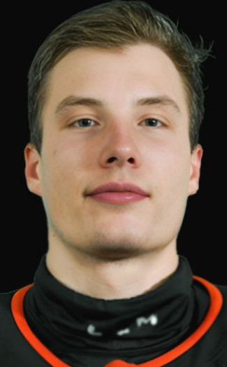 Mavericks re-sign defenseman Thomas Farrell acquired via trade last season