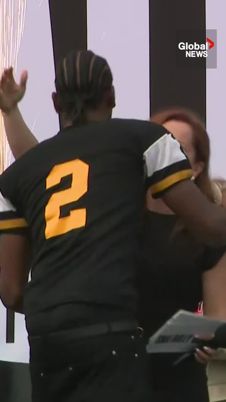 Click to play video: 'Shai Gilgeous-Alexander honoured in Hamilton homecoming after 1st NBA Championship win with Thunder'