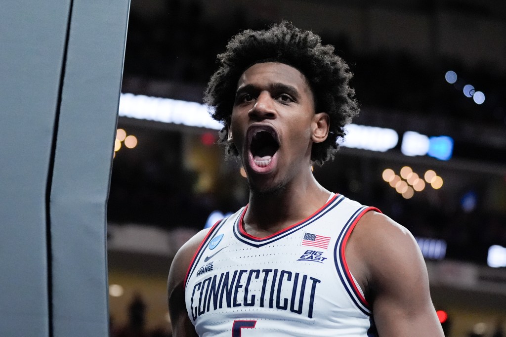 'He checks every box:' Tarris Reed Jr. is primed to be a dominant force for UConn men's basketball