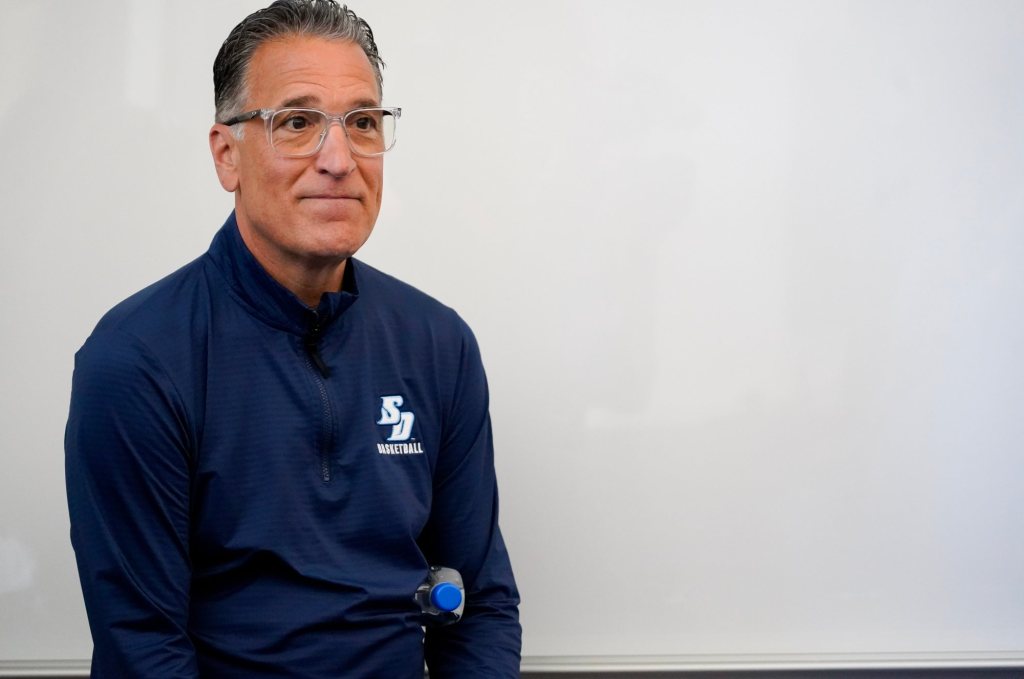 Toreros add foreign pair to overhauled 2025-26 basketball roster